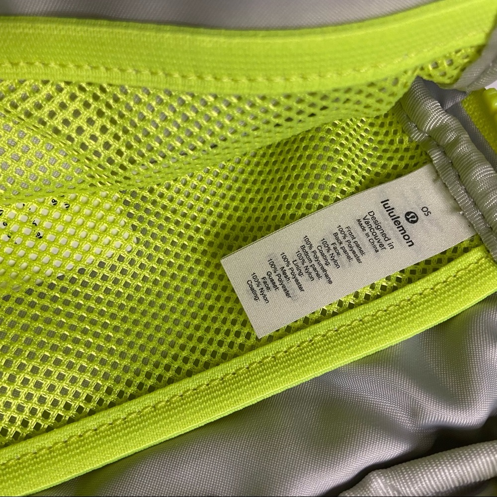 lululemon athletica Pink and Black Crossbody Belt Bag with Neon Trim - Picture 7 of 9